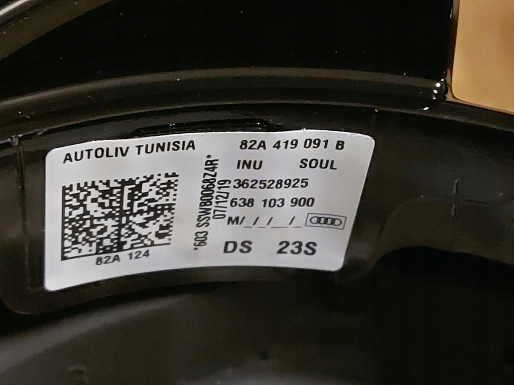 фото №8, Audi a1 воздуховод кожа super состояние 82a419091b