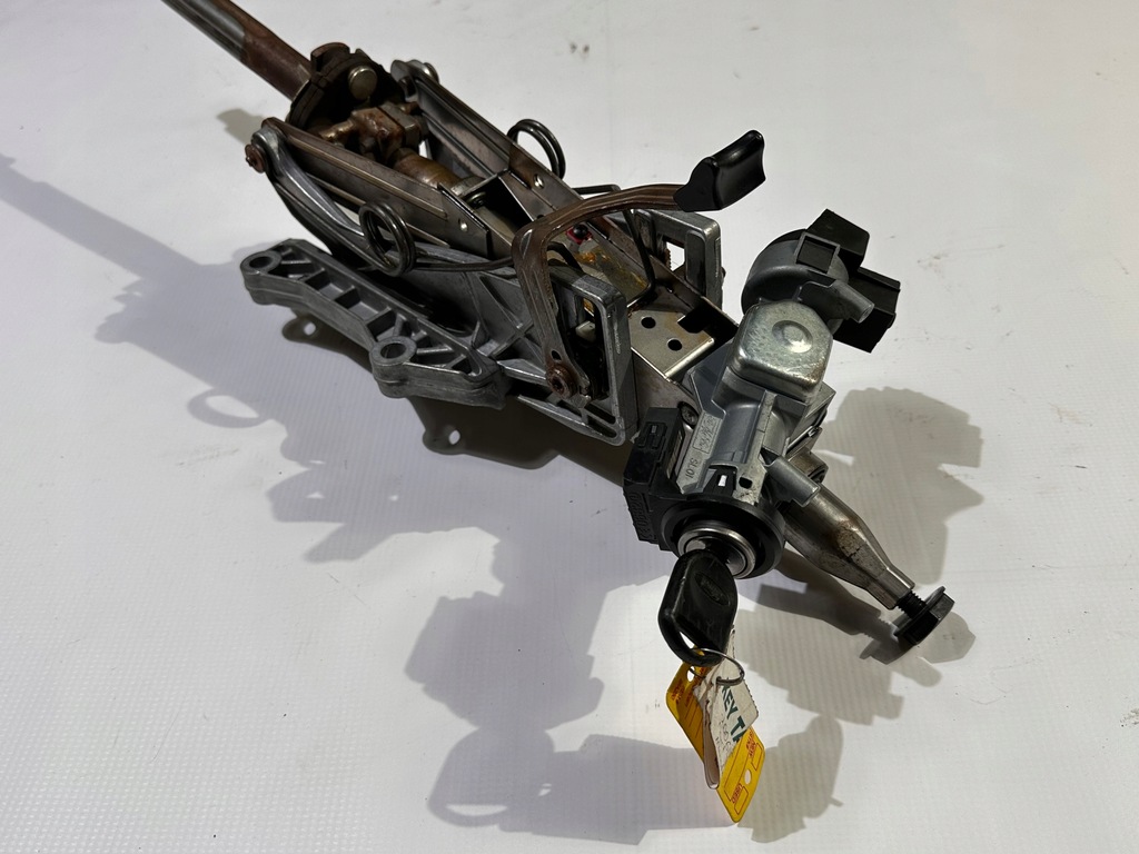 фото №8, Колонка рулевая крестовина ford mustang 2005-2009