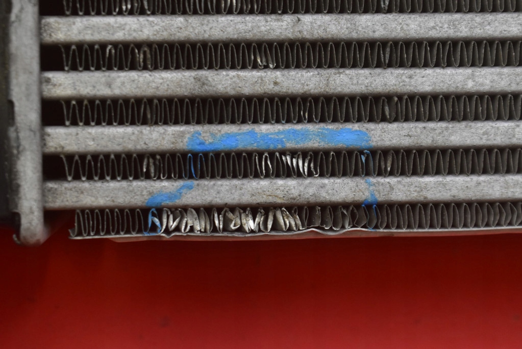 фото №5, Радиатор интеркулер 9684212480 peugeot 308 1 i t7 1.6 e-hdi 112 km 11-15