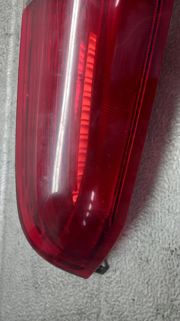 фото №2, Лампа задняя левая верхний volvo v70