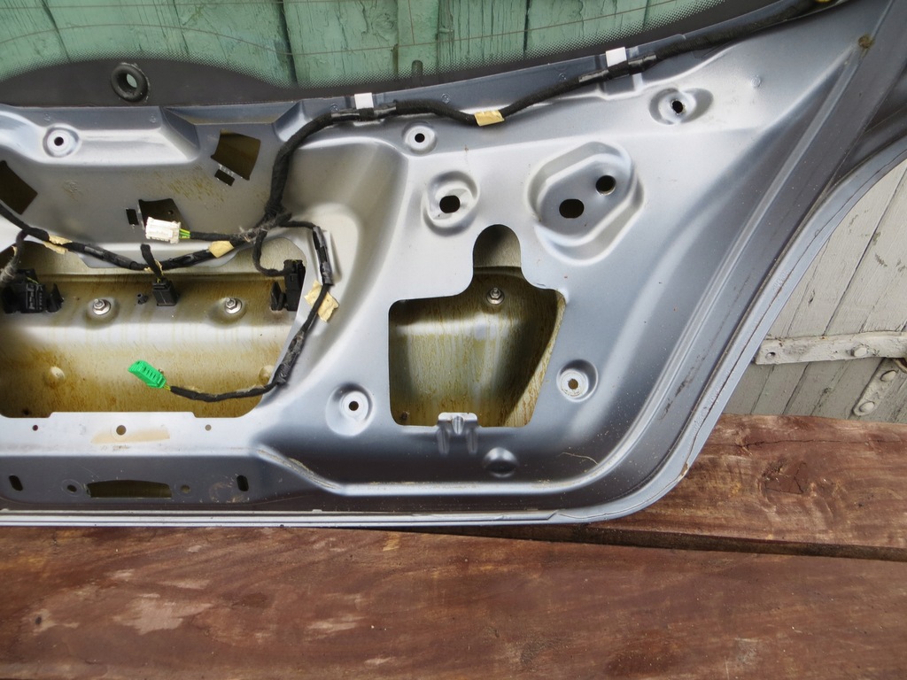 фото №7, Крышка багажника багажника peugeot 207 5d