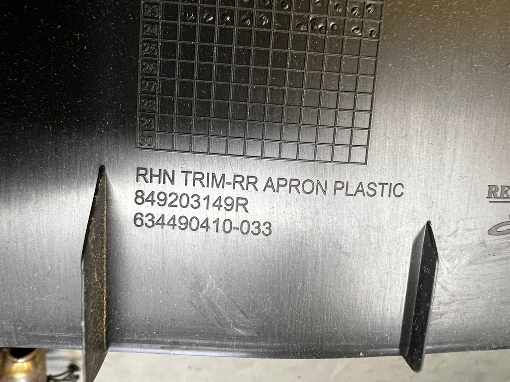 фото №6, Молдинг защита багажника поперечина задняя заднего renault espace vi