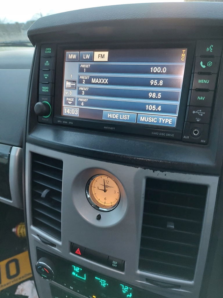 фото №1, Voyager town caravan 08-20r радио navi europa