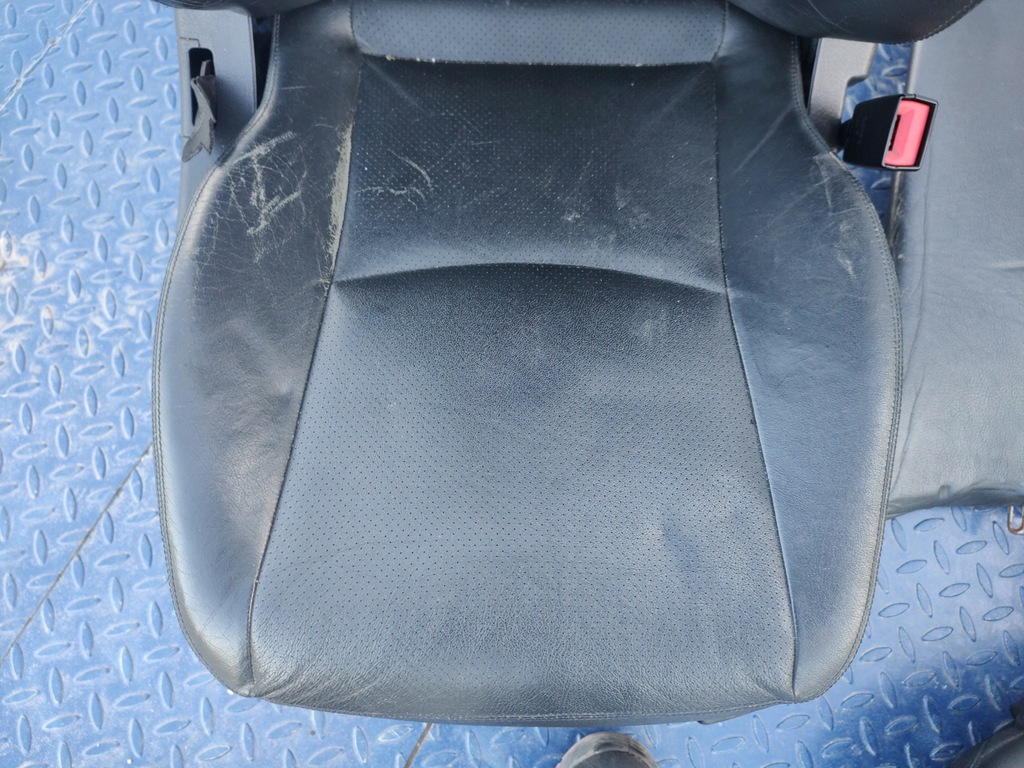 фото №13, Сиденья кожа mercedes w203 kombi