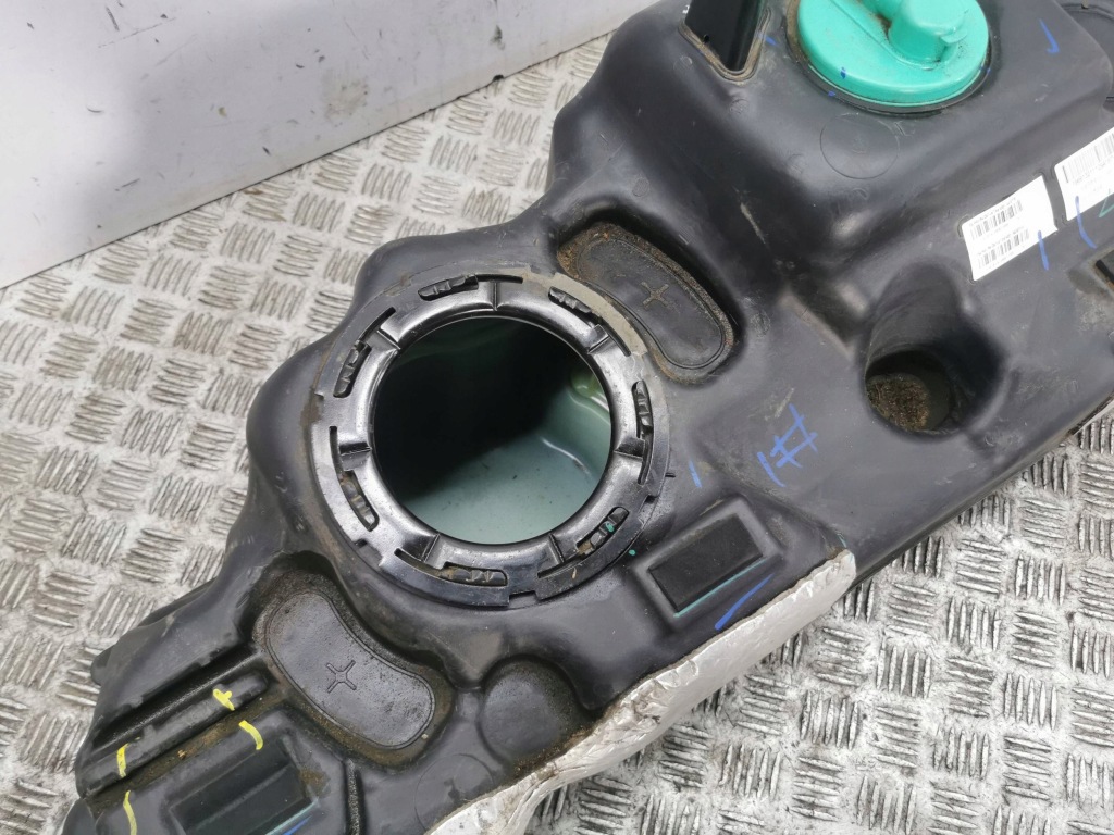 Peugeot 3008 2 2022 бак топлива Киев