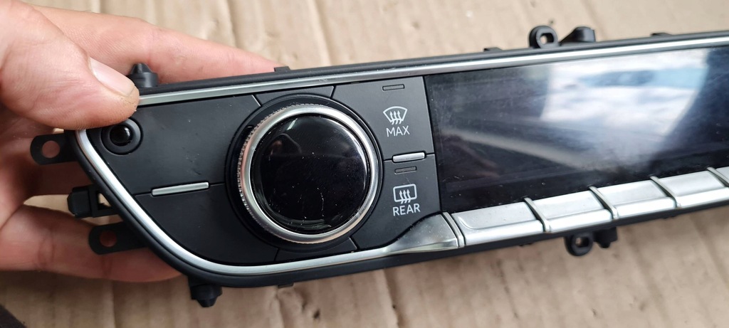 фото №6, A4 b9 8w панель обдув кондиціонера 8w0820043f a5 8w