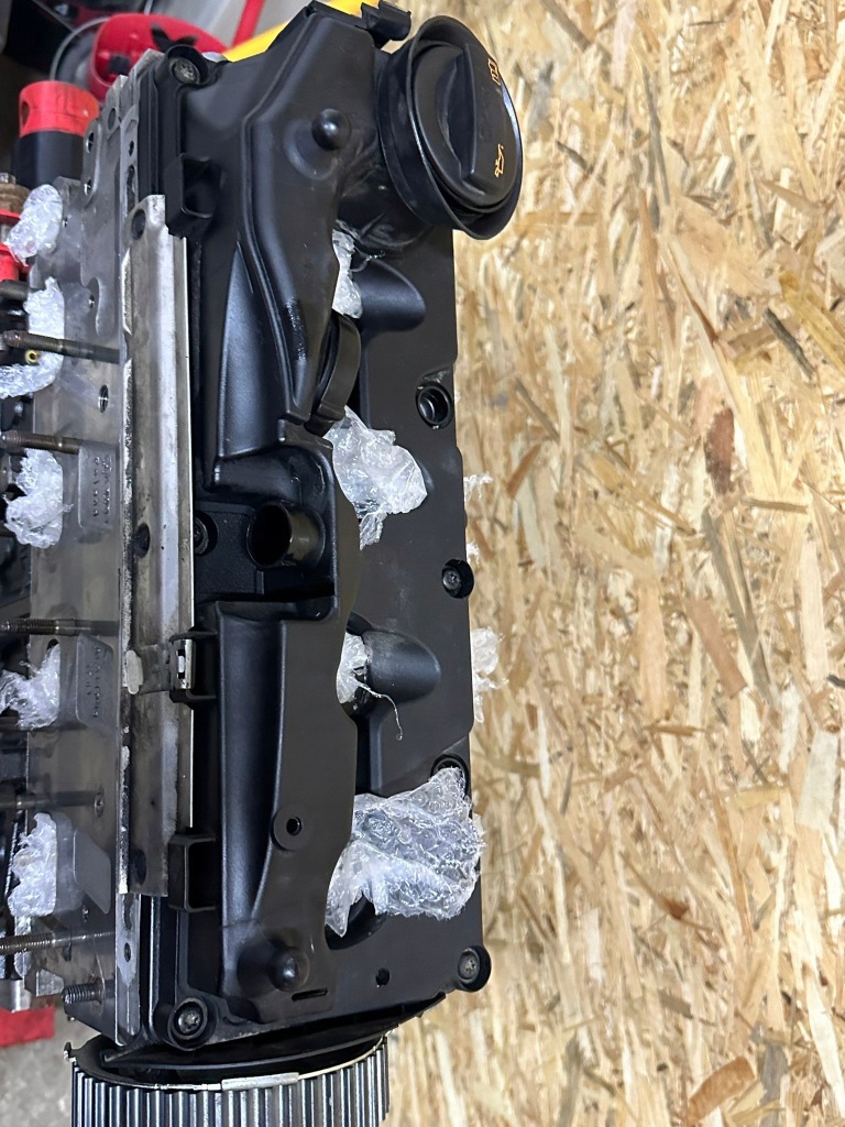 Двигун відновлений audi 2.0 tdi cfg Недорого