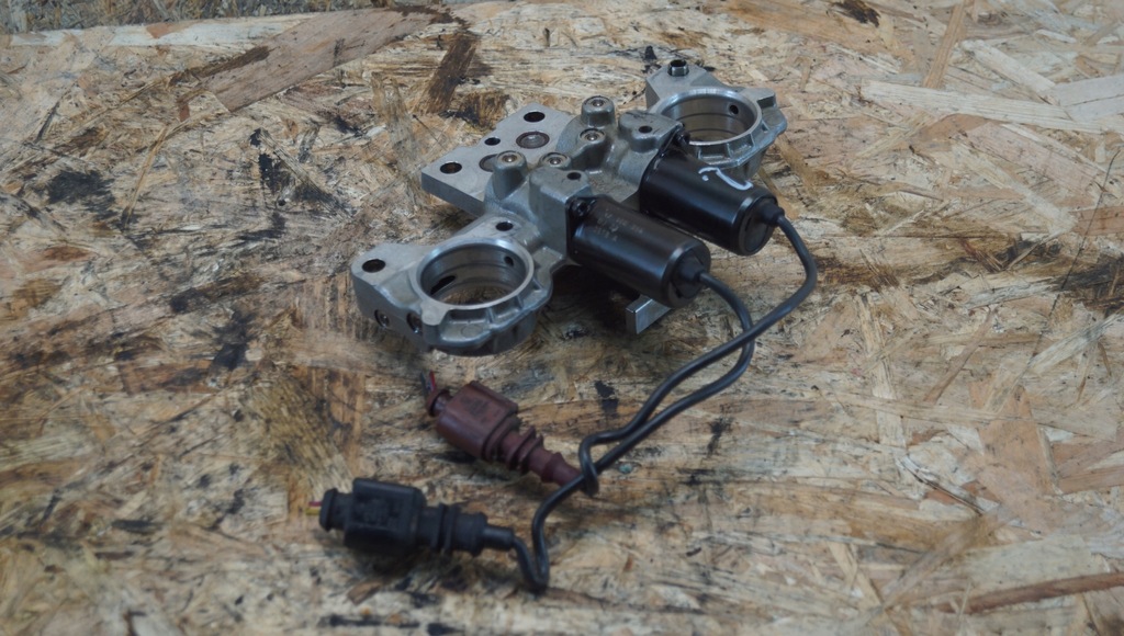 фото №8, Блок управления переменных faz распределительного вала правый vw phaeton w12 6.0 07c109210e