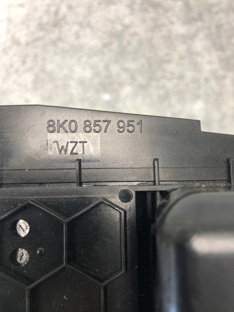 фото №6, Пепельница audi a4 b8 a5 q5 8k0857951