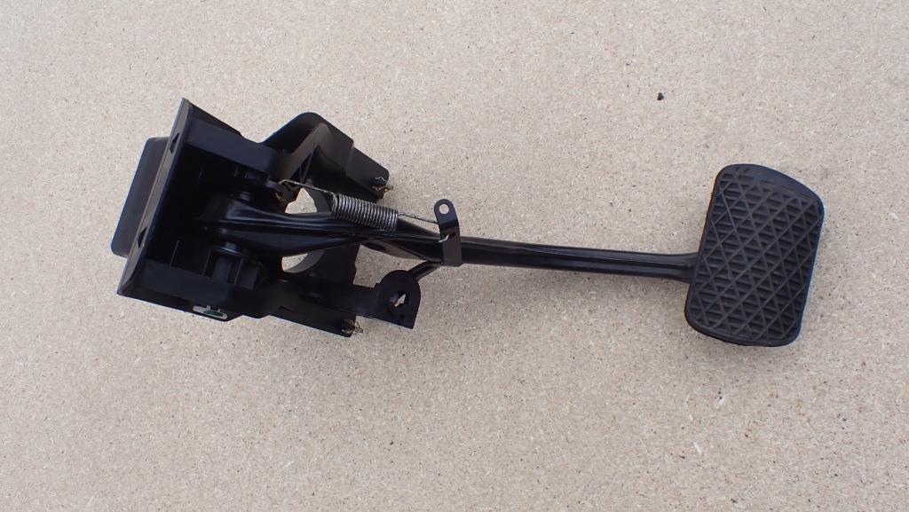 Купить Педаль тормоза mercedes w220 eu a2202901119