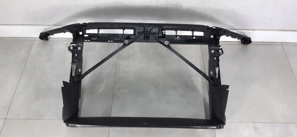 фото №1, Skoda octavia iii pas перед передній 5e0805588a