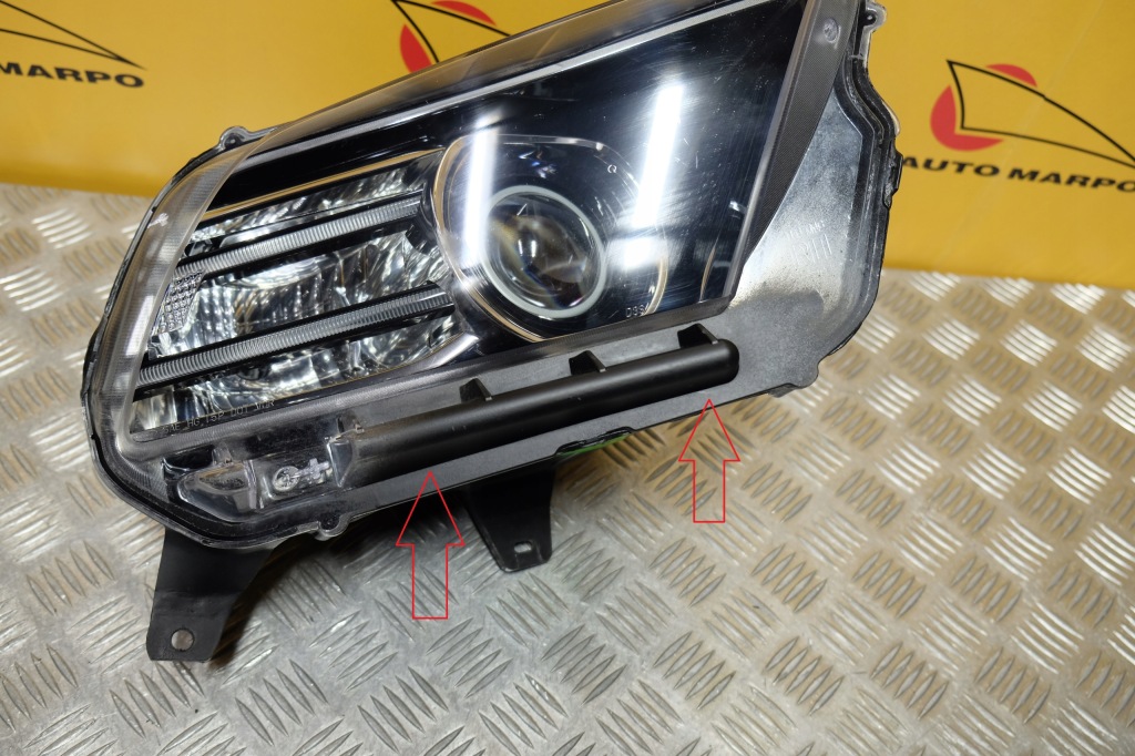 Ford mustang рестайлинг  2013 2014- фара фара ксенон с led r америка в Украине