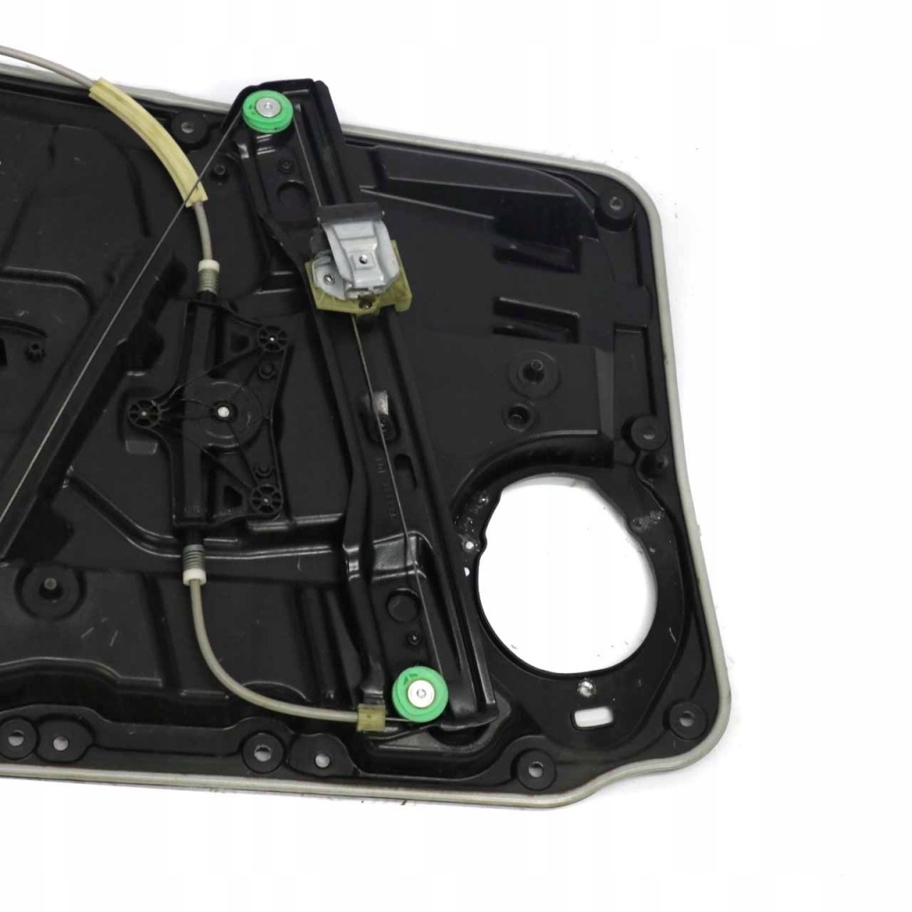 Купить Mercedes w176 подъемник стекло дверь правый  перед