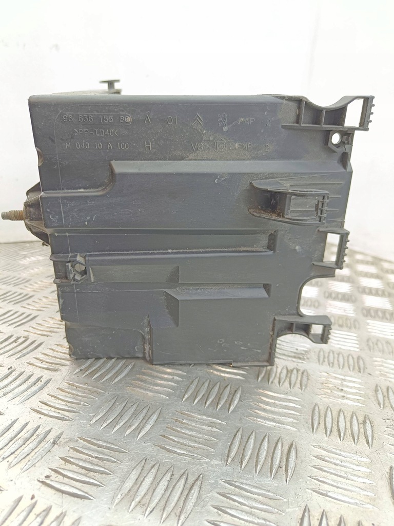 фото №8, Citroen c4 i picasso 2007 основание / корпус аккумулятор