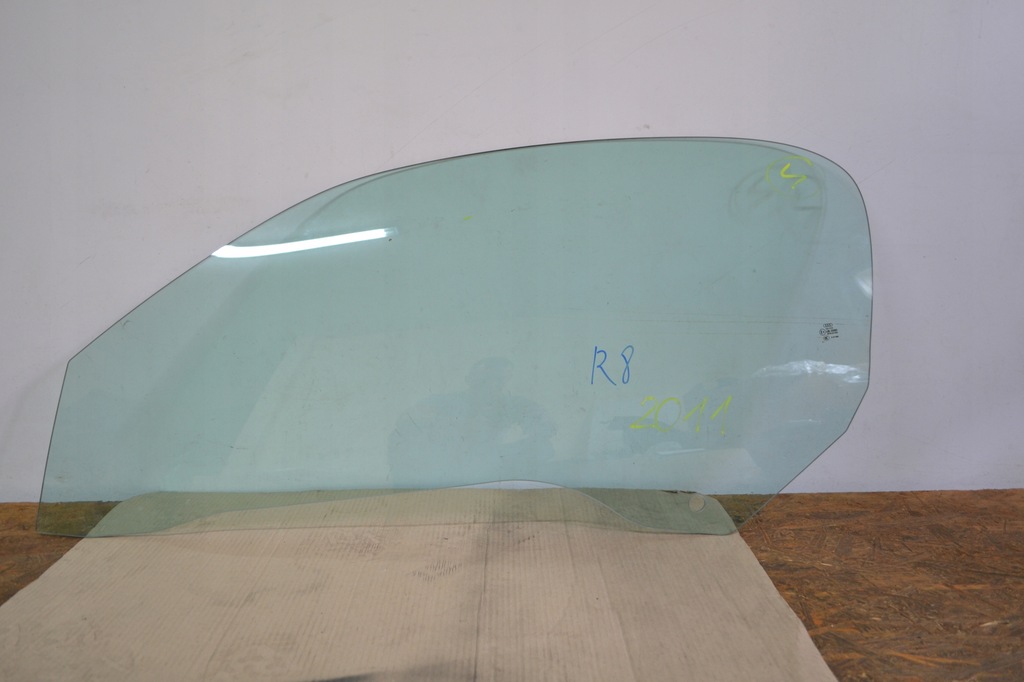 фото №1, Audi r8 spyder стекло дверь левая боковая 11r