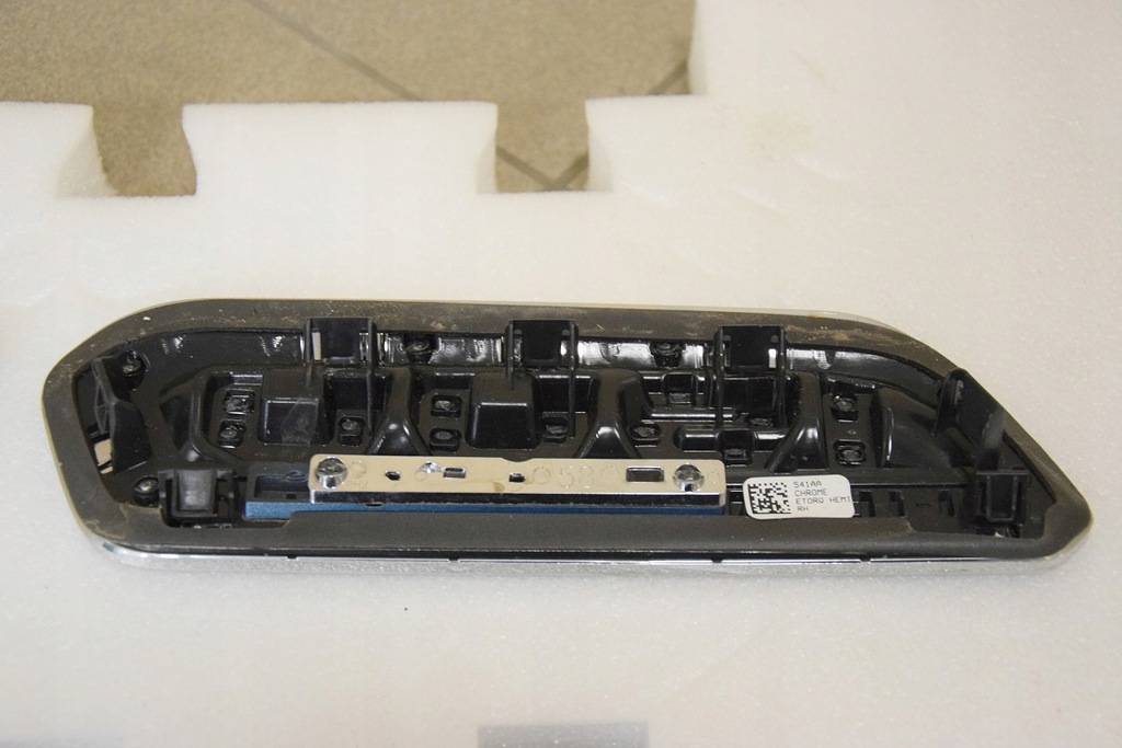 фото №8, Dodge ram hemi 19-r. хром впуск капот заглушка