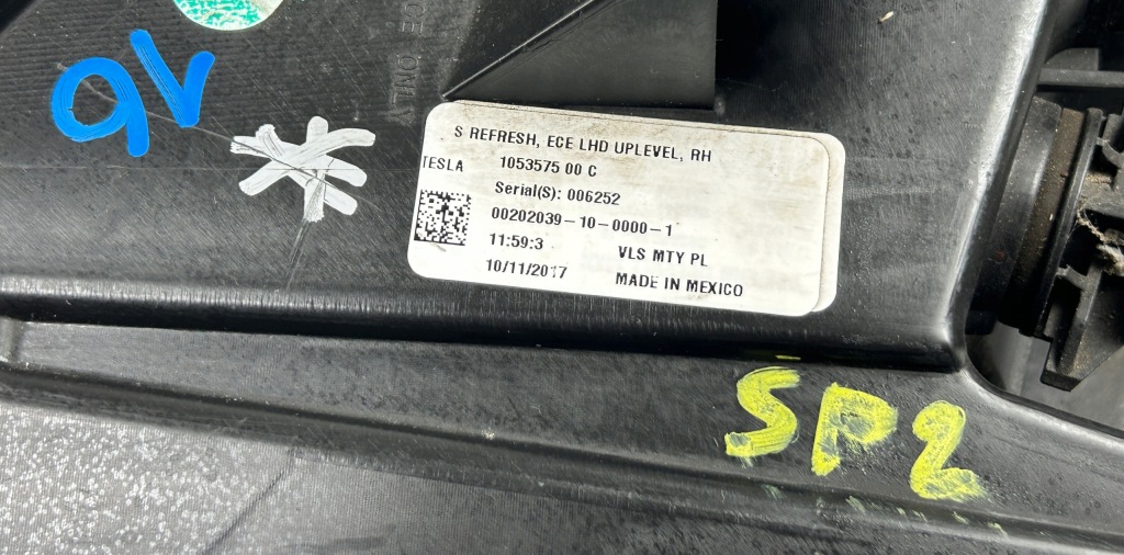 Tesla model s рестайлінг  16- фара правий перед full led 105357500c Київ