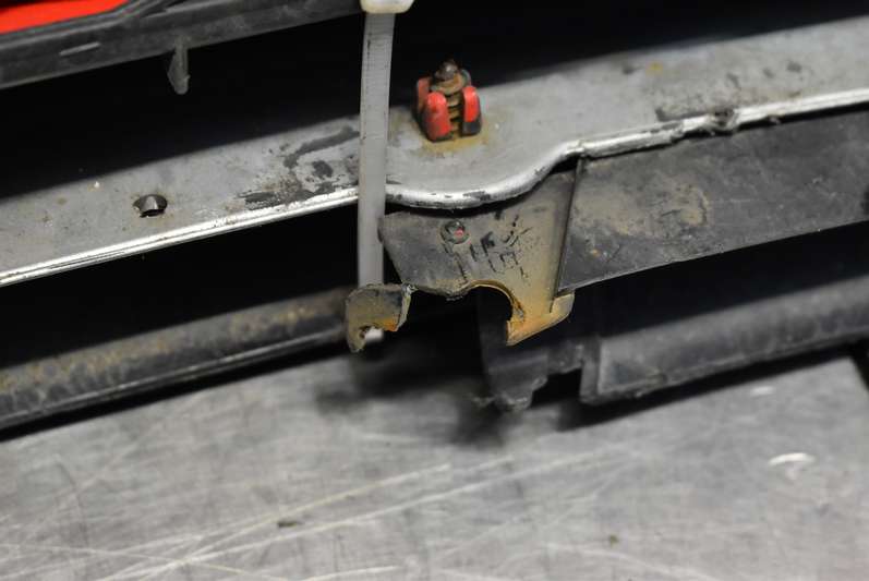 фото №15, Бампер перед передній червоний toyota corolla e12 00-08