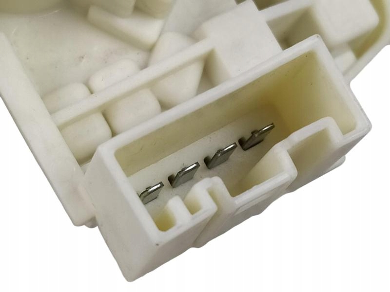 фото №11, Кронштейн лампочка лампи w кришка багажника bmw e90