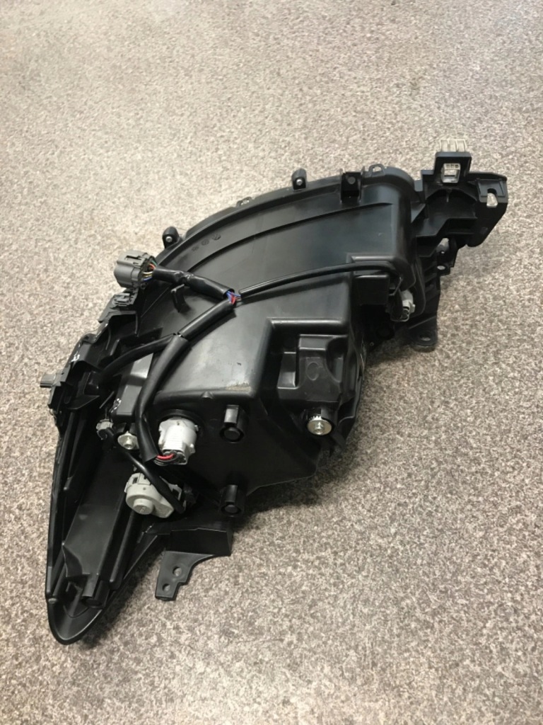 Фара правий перед mazda cx-5 full led рестайлінг  2014- Недорого