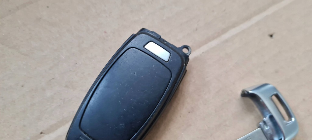 фото №8, A6 c8 4k ключ pilot 4n0959754cq a7 4k