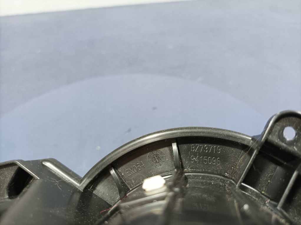 фото №5, Volvo xc90 ii вентилятор повітродувка обігрівача задня резистор bz73719