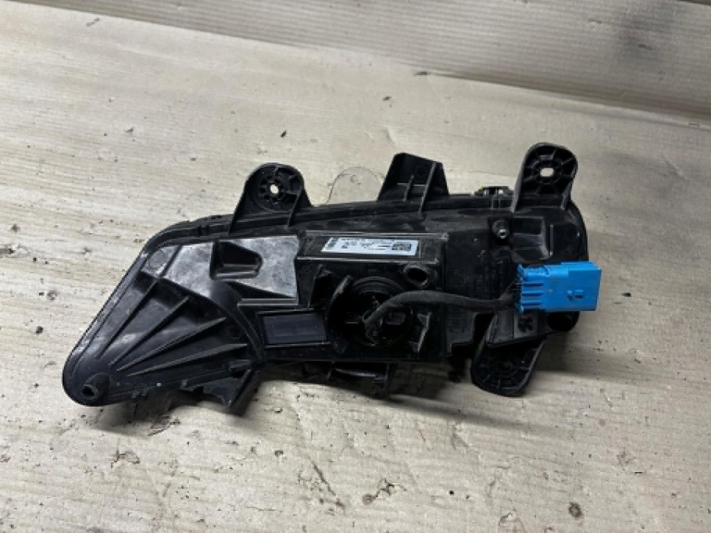 Купить Лампа левая drl led peugeot 3008 ii 5008 ii lift 9836231080