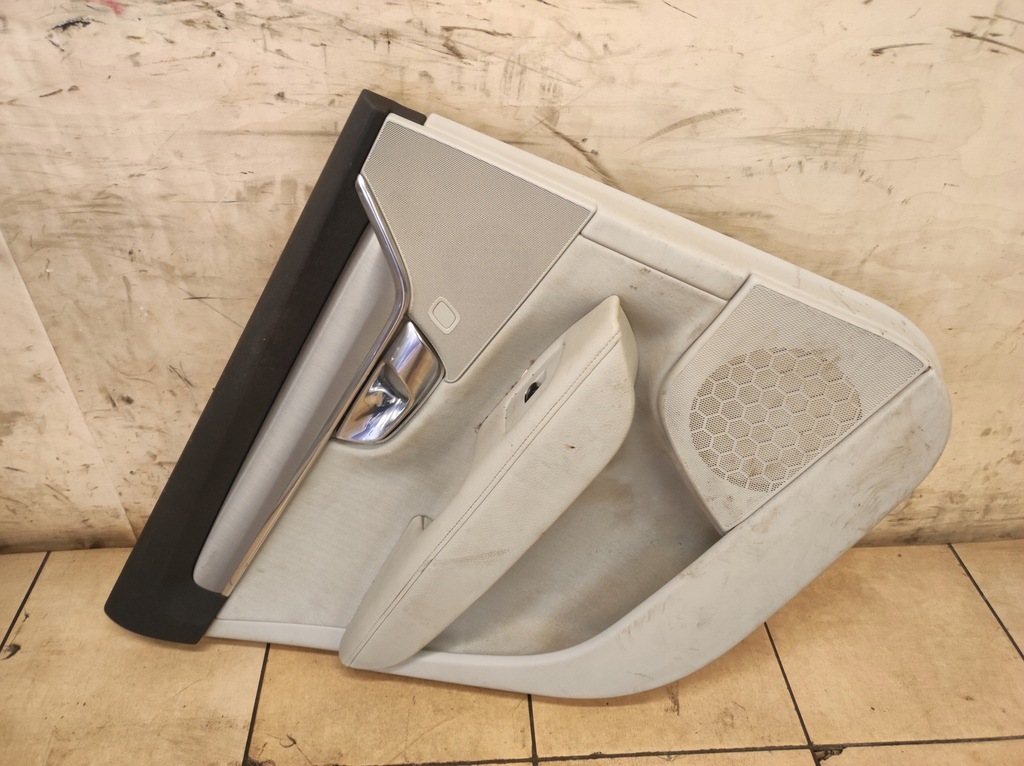 фото №11, Салон сидіння заднє сидіння оббивка volvo s90