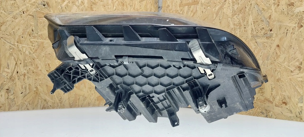 фото №13, Bmw x6 g06 2021 лампы передние