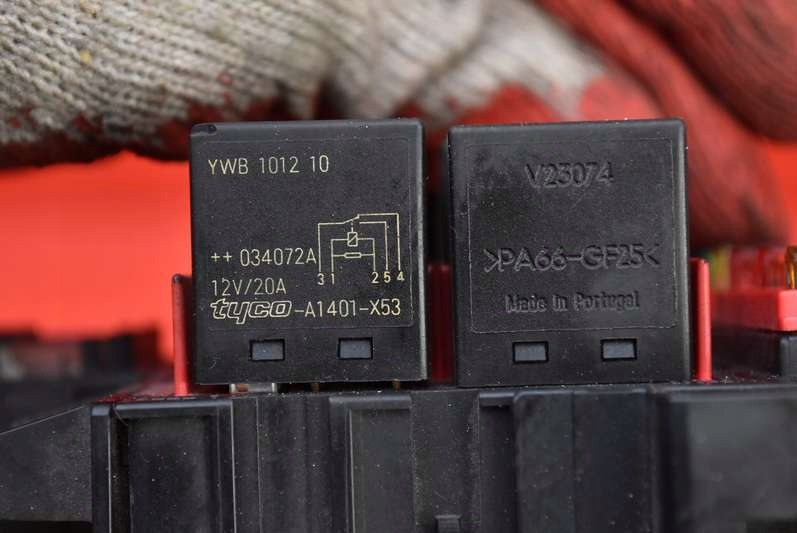 фото №8, Коробка предохранителей mg zr 105 1.4 16v 103 km 01-05