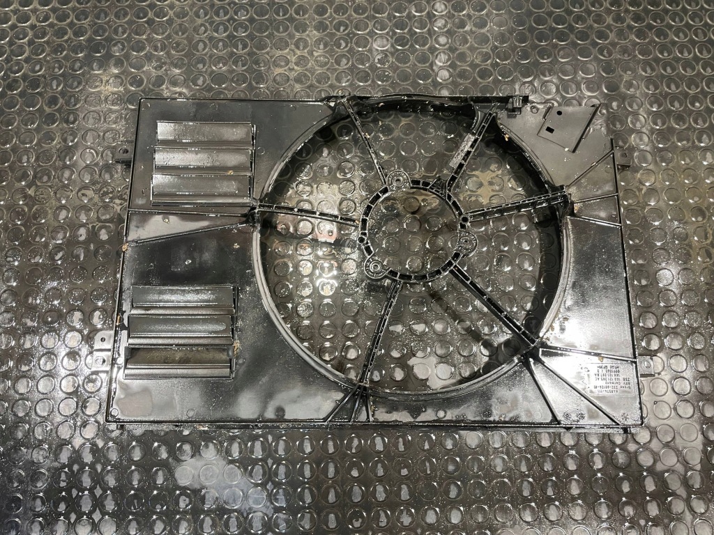 Vw golf vi 6 08-13 корпус вентилятора радиатора с Разборки