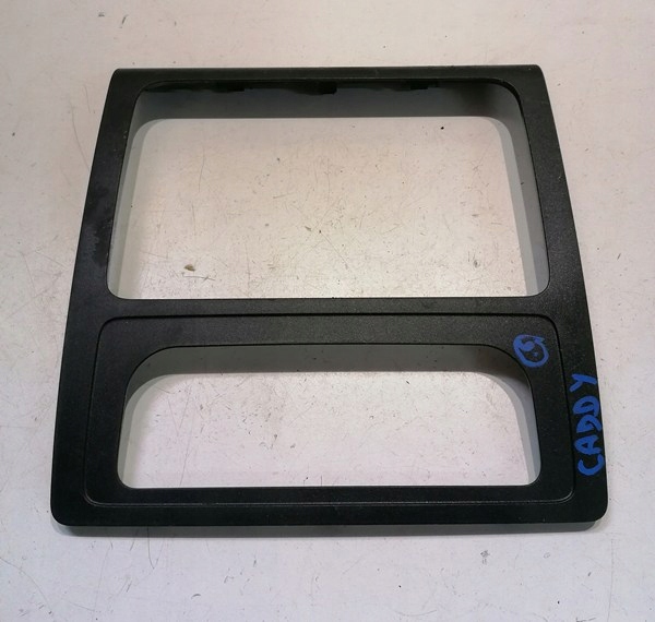 фото №1, Vw caddy - рамка dekor консолі обдув 2k5858061a