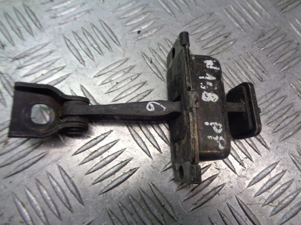Купить Ограничитель дверь правый перед mercedes w168 1.4