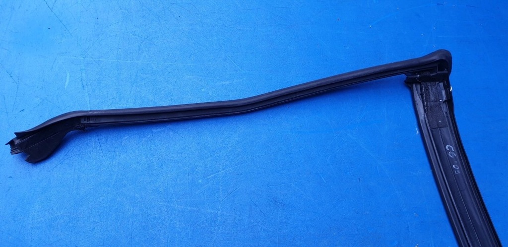 фото №11, Прокладка скло перед передньої chevrolet corvette c6 20774936