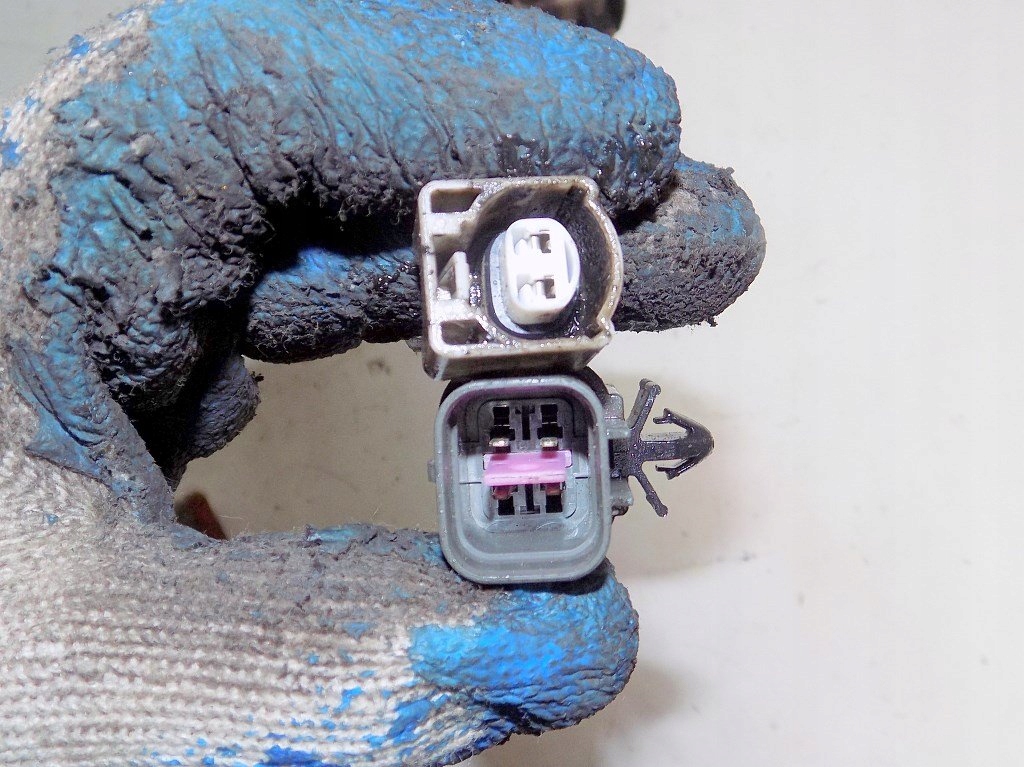 фото №4, Mitsubishi space wagon 2.0td резистор вентилятора