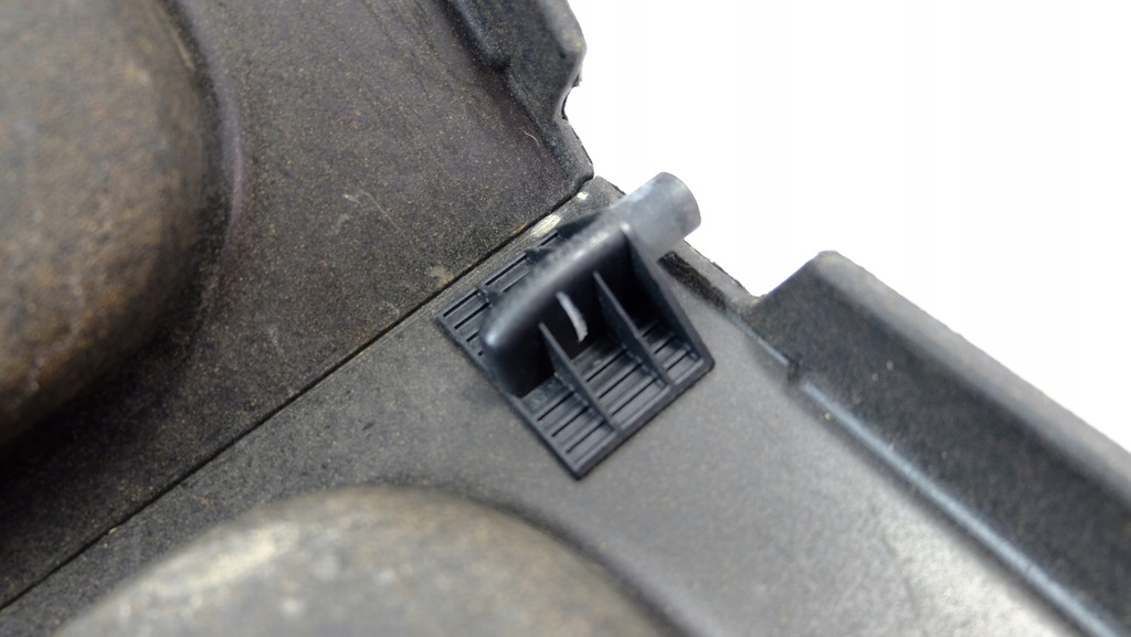 фото №8, Dacia duster i полка багажника