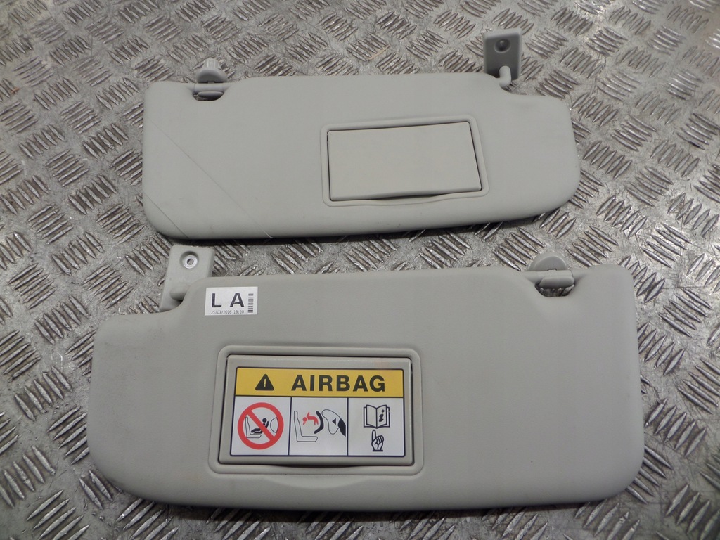 фото №1, Renault kadjar защита солнцезащитная правая левая комплект