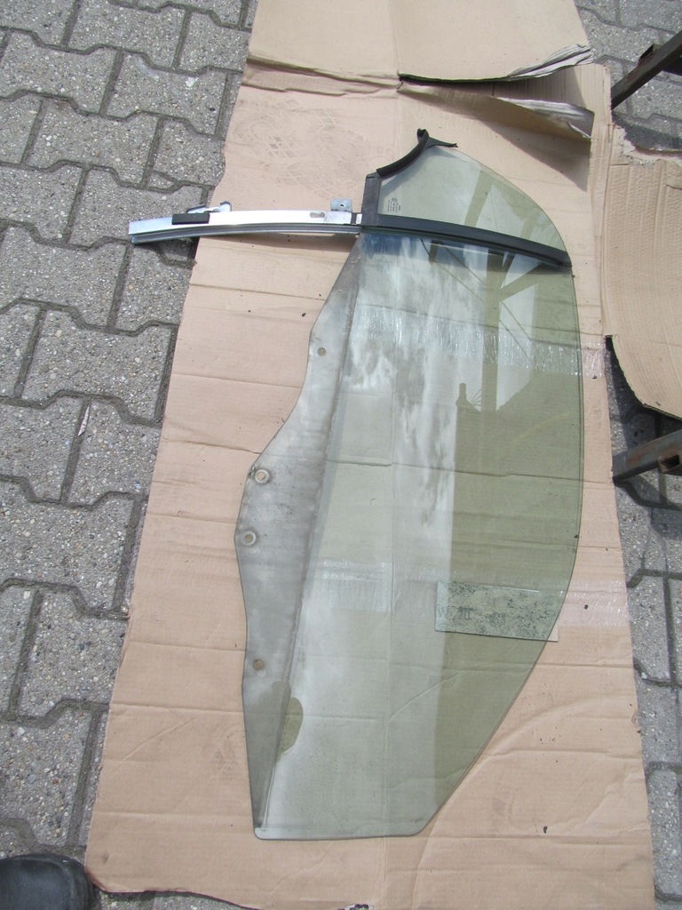 фото №10, Smart fortwo 98-04 скло двері права малий c402