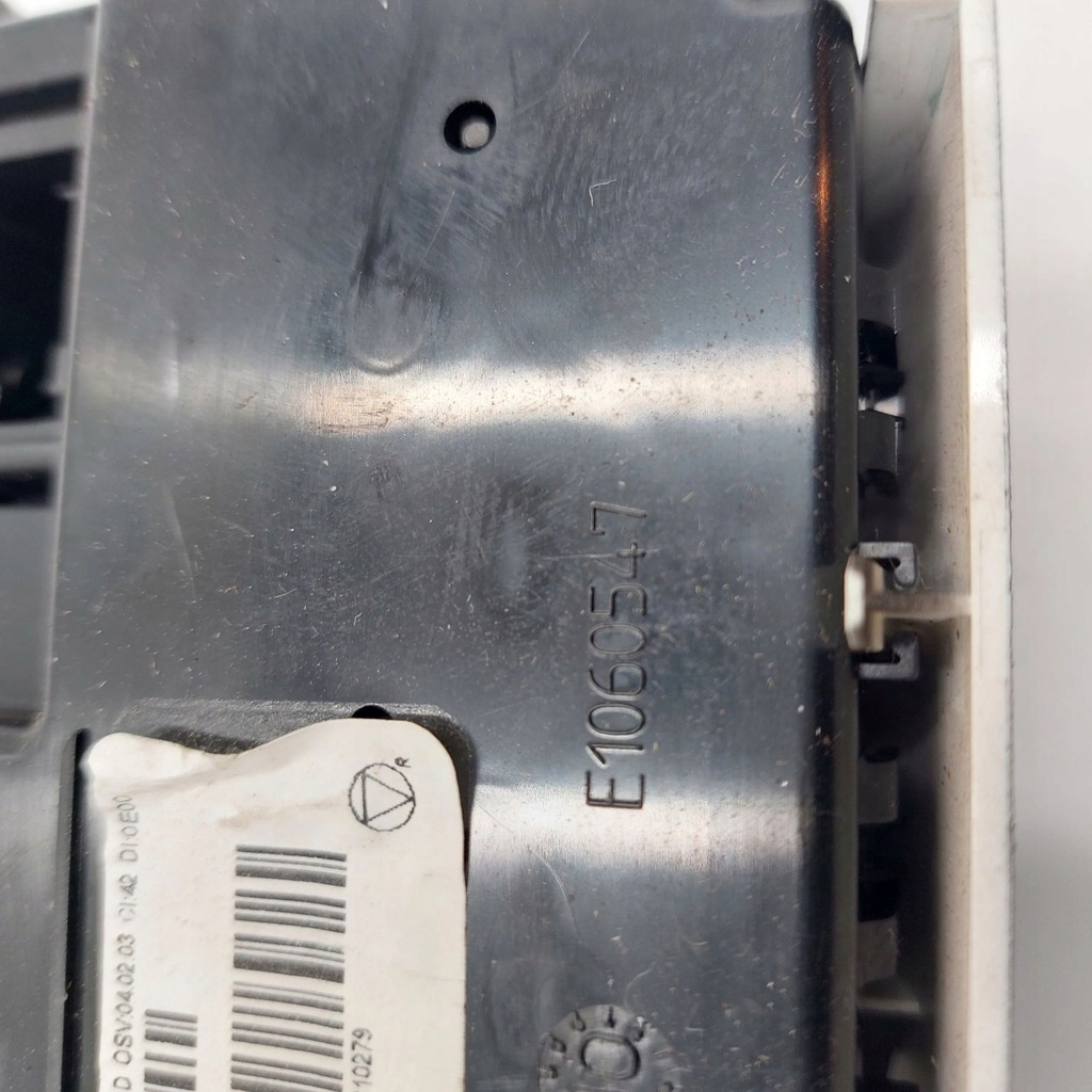 фото №2, 2011 mini cooper countryman r60 панель кондиционера e1060547