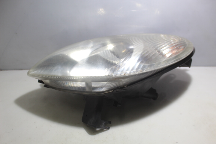 фото №1, Лампа левая передняя citroen xsara picasso