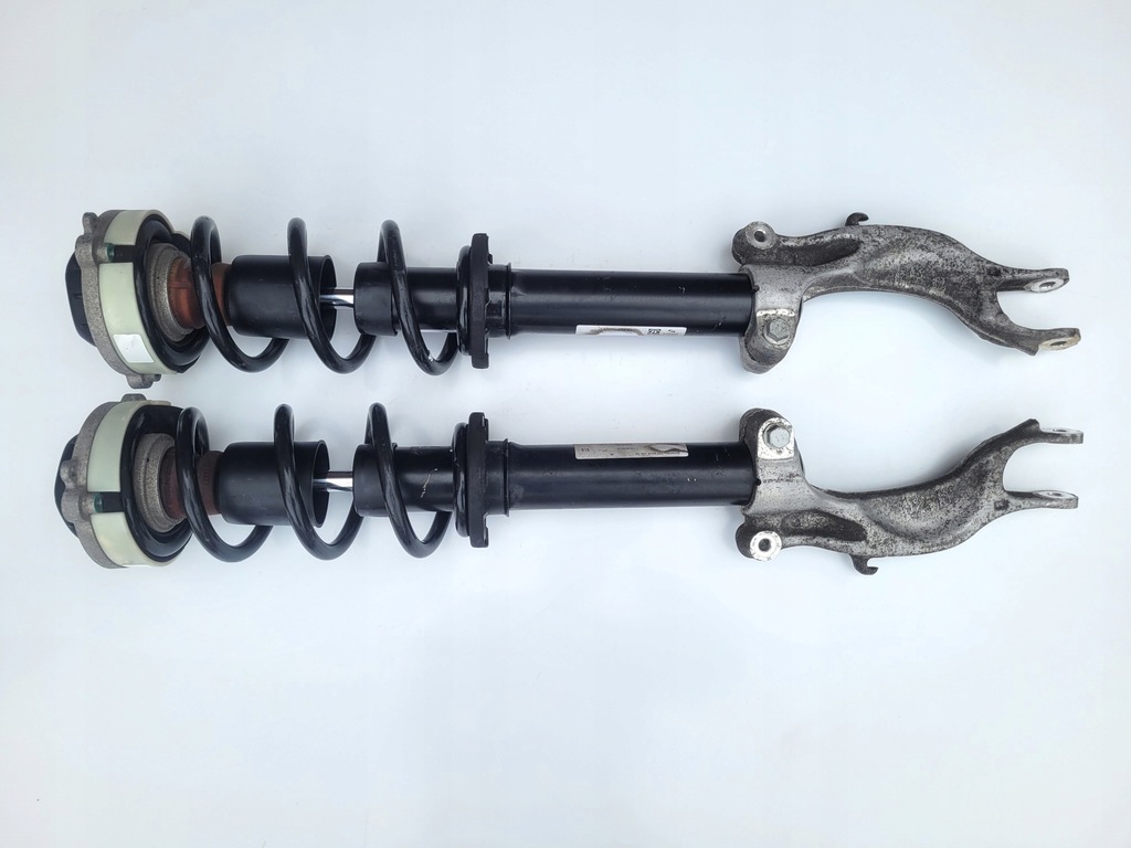 фото №1, Audi a5 a4 b9 амортизатор перед 8w0413029h