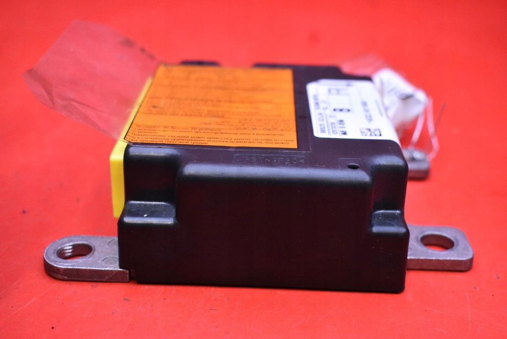 Модуль датчик подушка безопасности подушек 98820-3zl0a nissan pulsar c13 14-18 в Украине