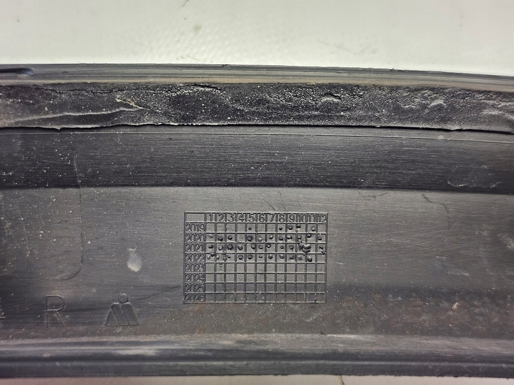 фото №12, Молдинг na крила mercedes gla ii h247 x247 w247 amg 2020 - правий перед