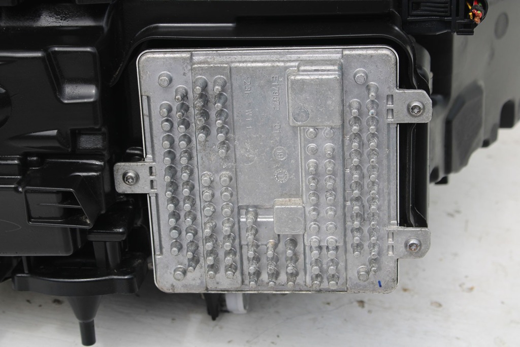 Bmw x3 g08 фонари перед фара адаптивный led 9491680 9491679 g01 x4 g02 9 491 Оригинал