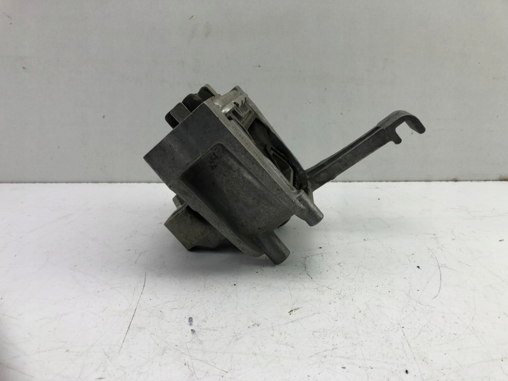 фото №6, Vw golf vii кронштейн подушка двигуна 5q0199262cr