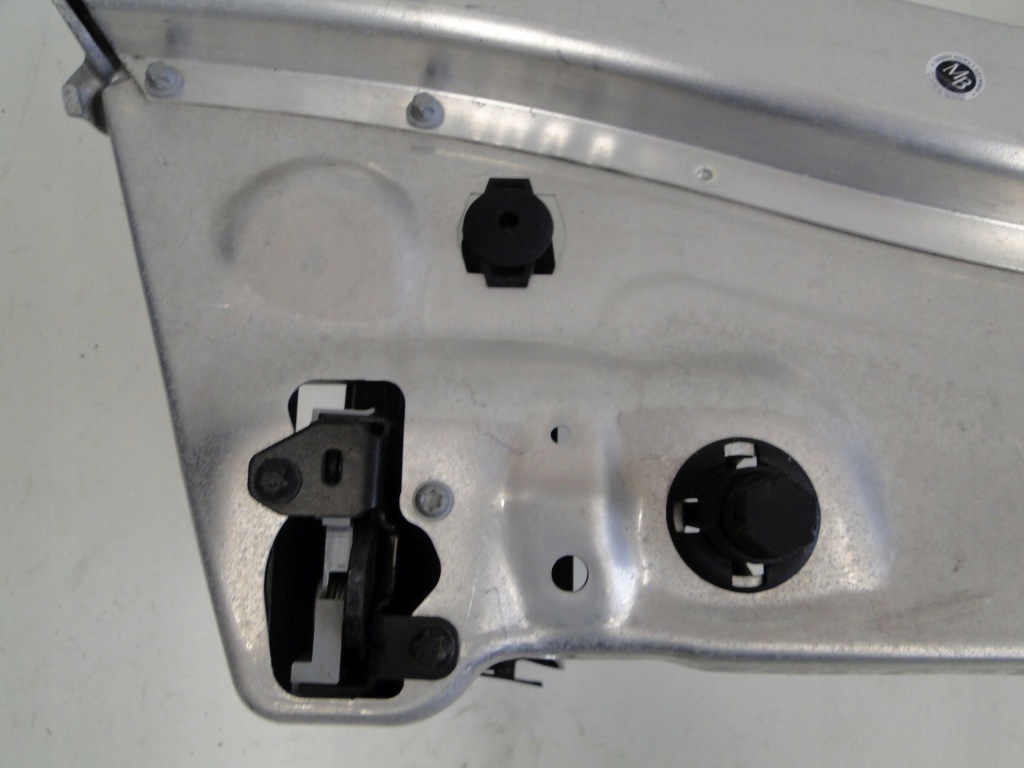 фото №5, Mercedes pas передний усилитель glc 253 x253 w253 a2536201801 lift