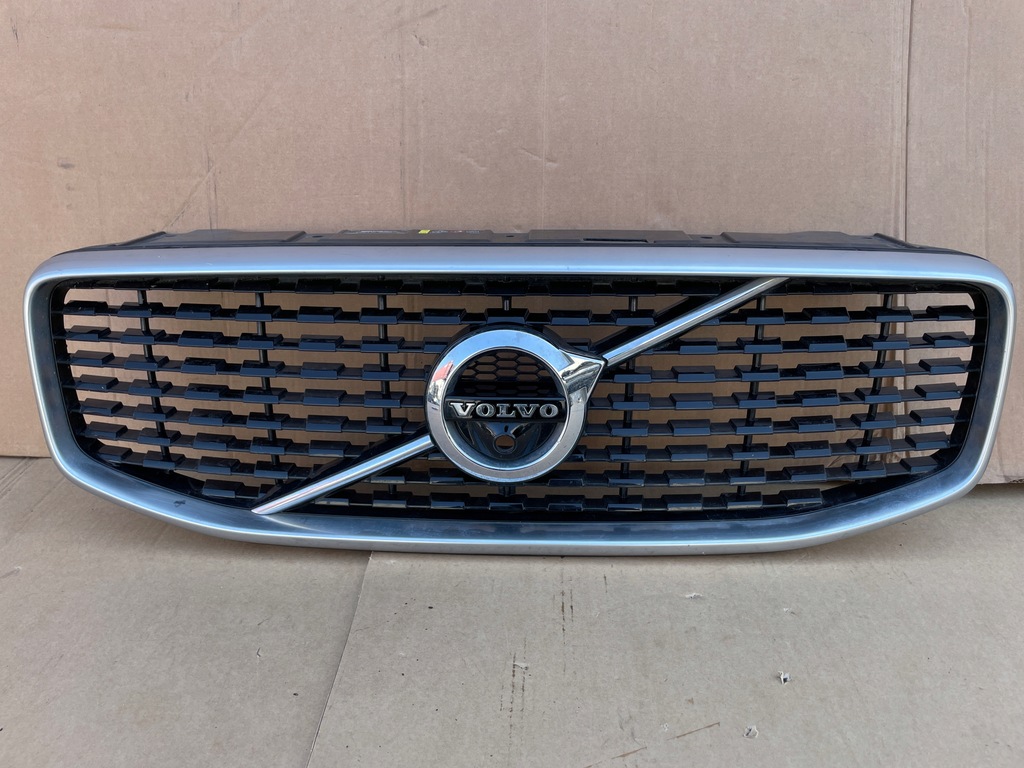 фото №1, Volvo xc60 ii r design решётка радиатора решётка радиатора 31457464