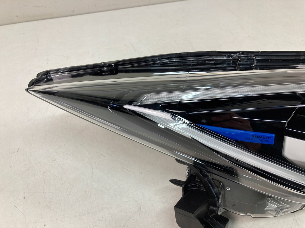 фото №4, Лампа правая передняя renault zoe lift full led 260102384r