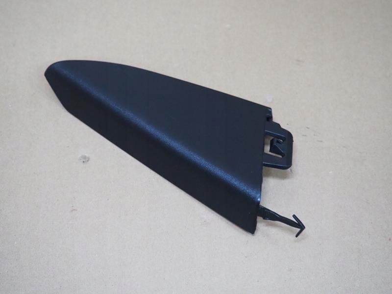 Заглушка защита дверь правый задний  внутренняя renault clio v Цена