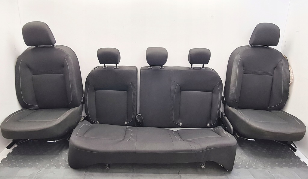 фото №10, Dacia sandero ii lift сиденья заднее сиденье